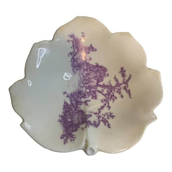Vtg Limoges France Porcelain Pastoral Scenes Lavendar Leaf Shaped Trinket Dish - Picture 3 of 9
